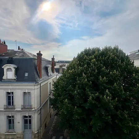 Des Arts Hyper Centre *